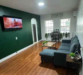 1BR Garden Oasis in Westover, Pet-Friendly, WVU